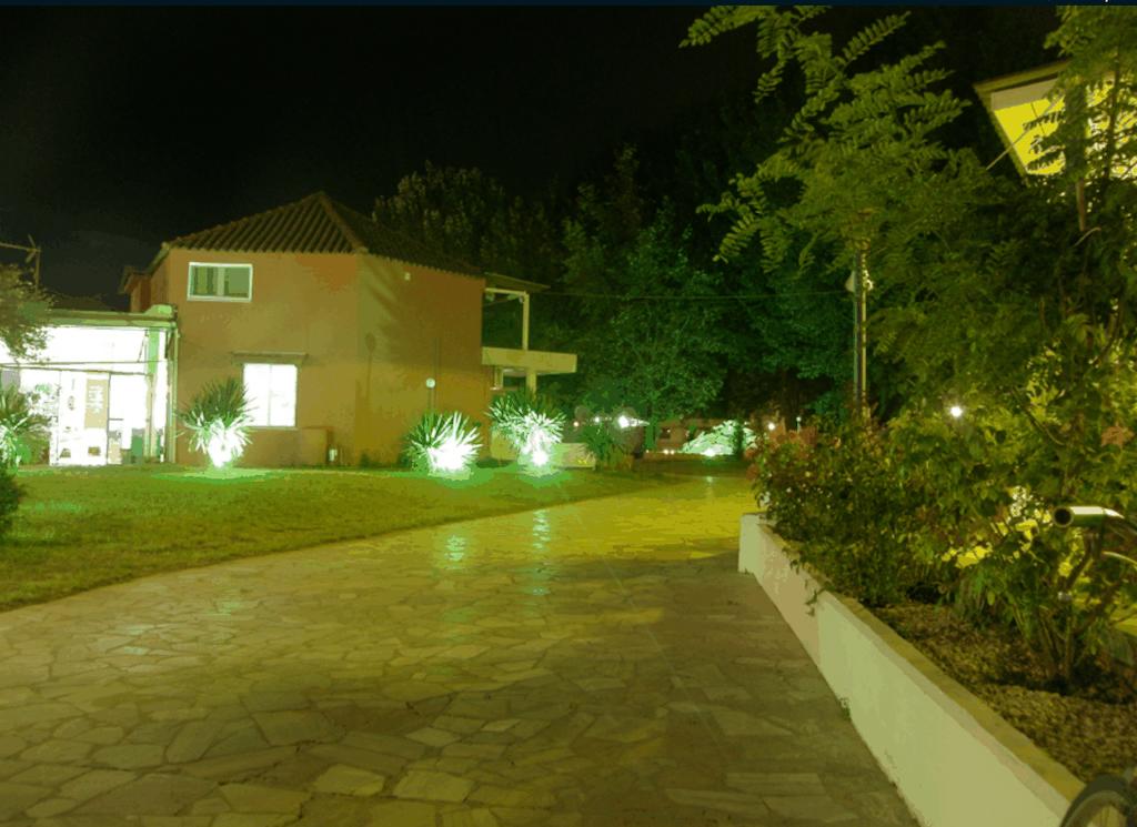 Camping in the green. Ideal to relax and enjoy nature. Camping Stolos overlooking Mount Olympus and the Aegean. Fully equipped campsite near Katerini with restaurant, cafe and shared barbecue. Camping with clean communal toilets such as toilets and showers Camping Stolos ideal for families with children, groups or couples. Places for tent, caravan or motorhome with natural shade from the trees. Camping near the big beach of Varikos with sand and pebbles. Camping in Greece. You will find the best organized campsites here.