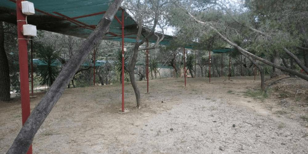 Κάμπινγκ στο Τολό. Camping Sunset Book Online