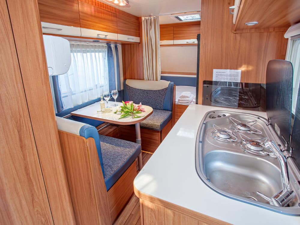 Armenistis camping bungalows