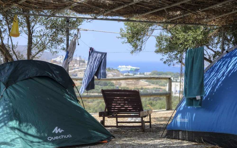 Camping Kastanis, Κατάπολα στην Αμοργό. Με θέσεις για σκηνές, τροχόσπιτα ή τρέιλερ