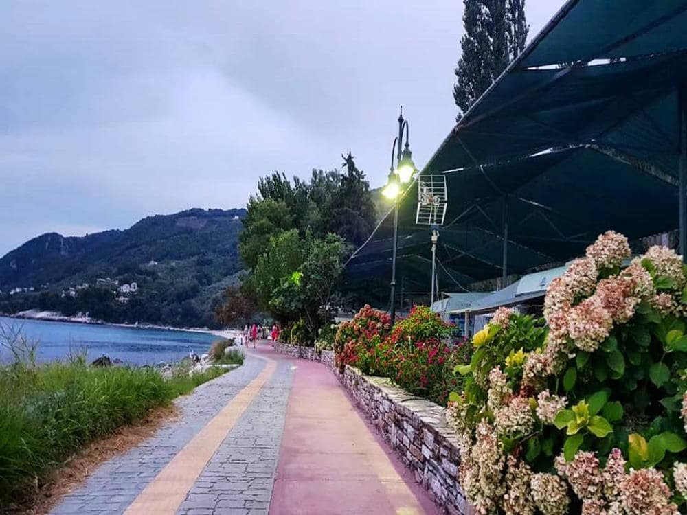 camping βολοσ papa nero