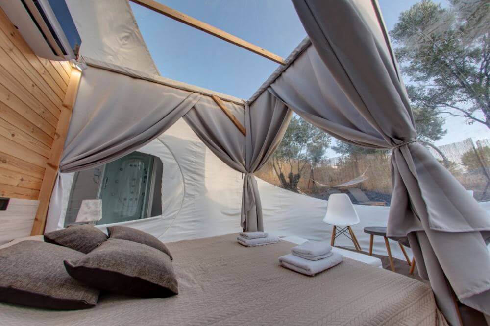 Glamping tents - bubbles στην Χαλκιδική, Νέα Μουδανιά.