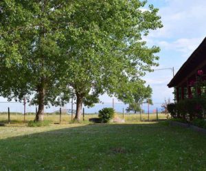 Camping Sheep in Katerini mit Spielplatz, Kühlschränken, Gemeinschaftsküchen und -bädern.