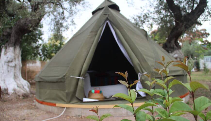 Camping κοντά στην αθήνα. Σκηνές cob glamping. οικονομικεσ διακοπεσ κοντα στην αθηνα