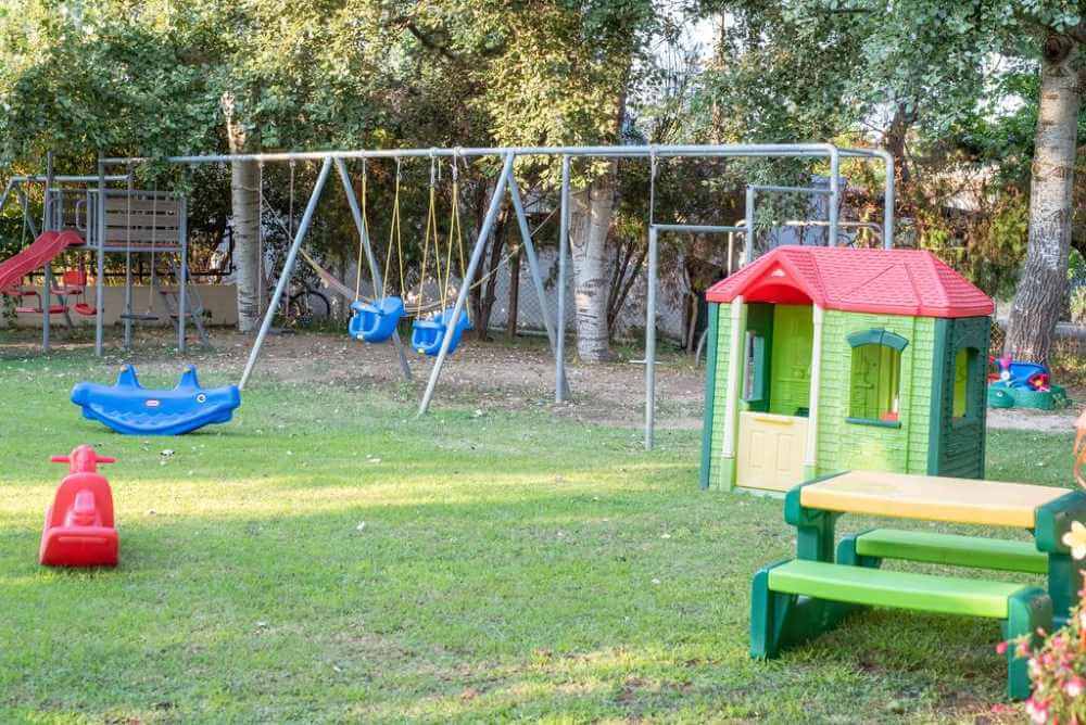 camping linaraki. Κάμπινγκ με δωμάτια. Μπανγκαλοου χαλκιδική.