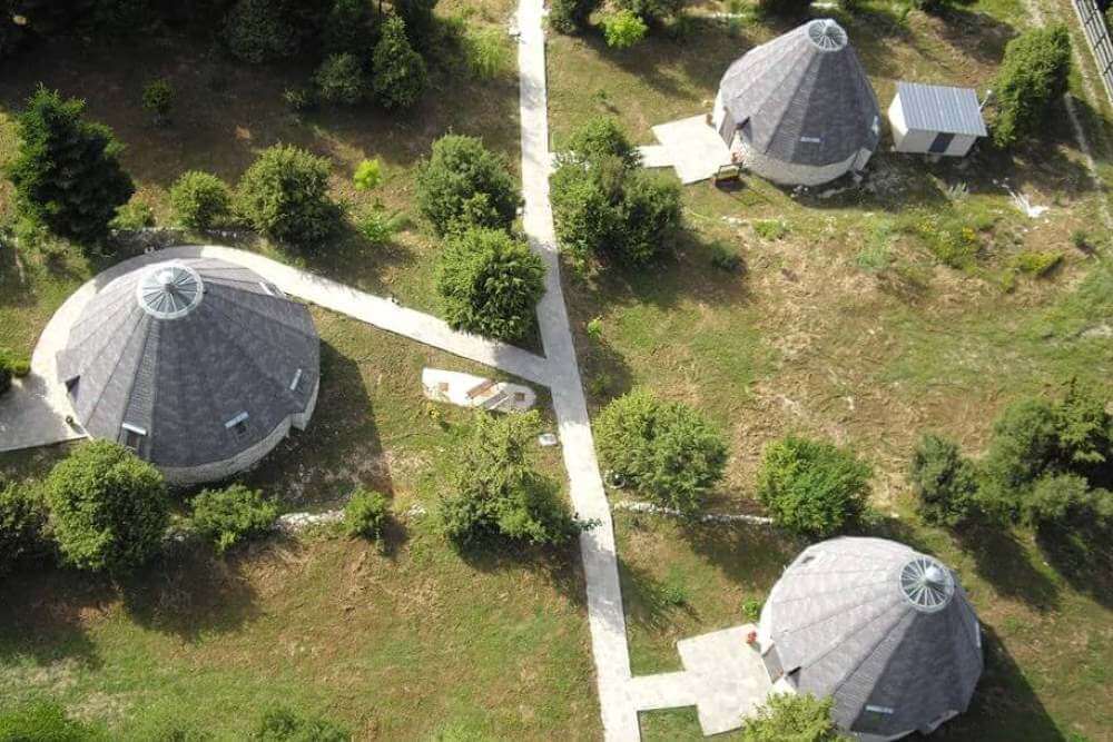 Theasis igloo ξενώνας τζουμέρκα