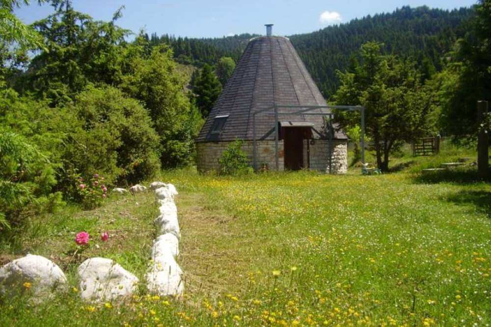 Ξενοδοχείο τζουμέρκα διαμονή σε πέτρινες κατοικίες. κανοε καγιακ προσφορες