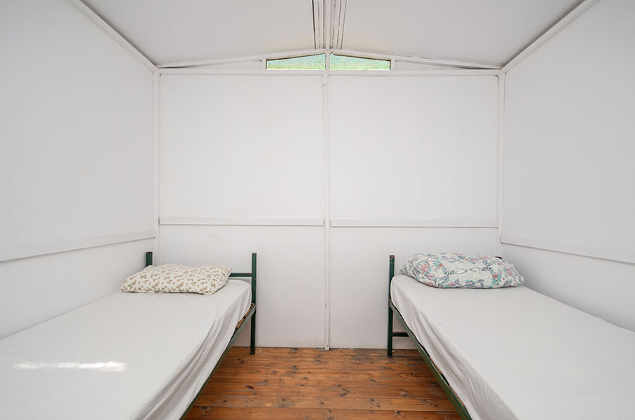 Camping with rooms by the beach. Family vacation in campsite.camping holidays.naxos holidays.naxos holidays 2021.camping cyclades