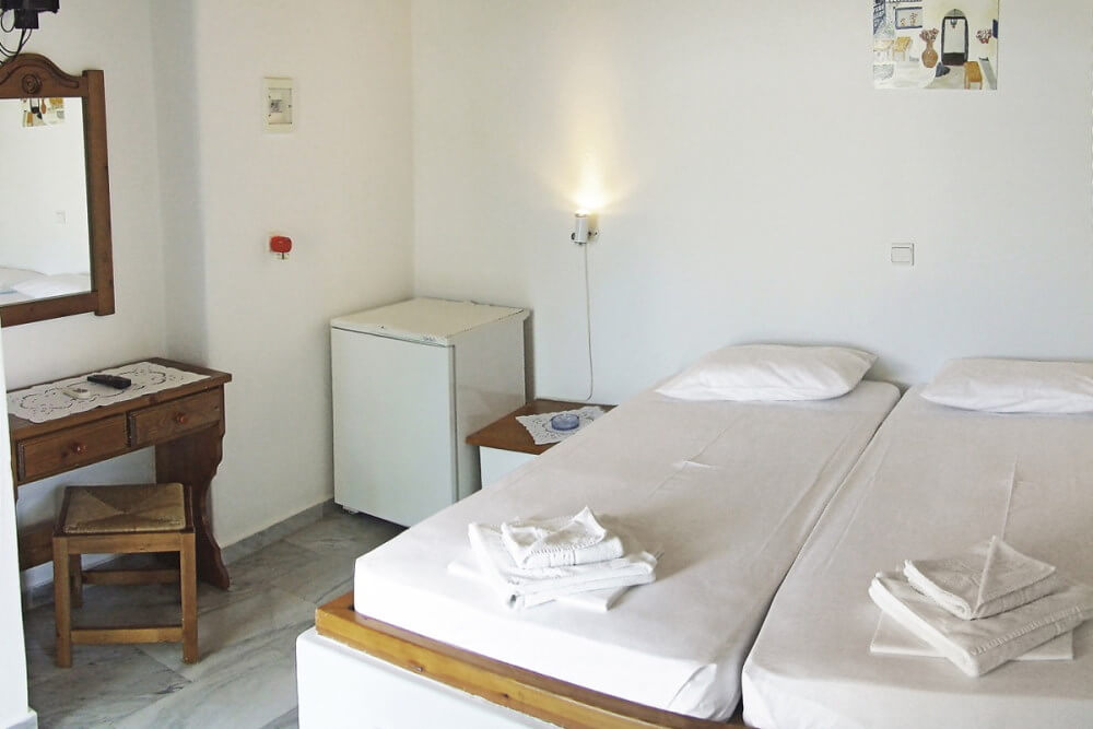 Bungalows surfing beach paros.bungalows greece.bungalows to rent near me Bungalows surfing beach paros.