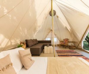 glamping greece . luxury tents. Bell tent. Family vacations. Glamping Chalkidiki. Glamping near thessaloniki. Bell tent glamping. Luxury camping in greece.