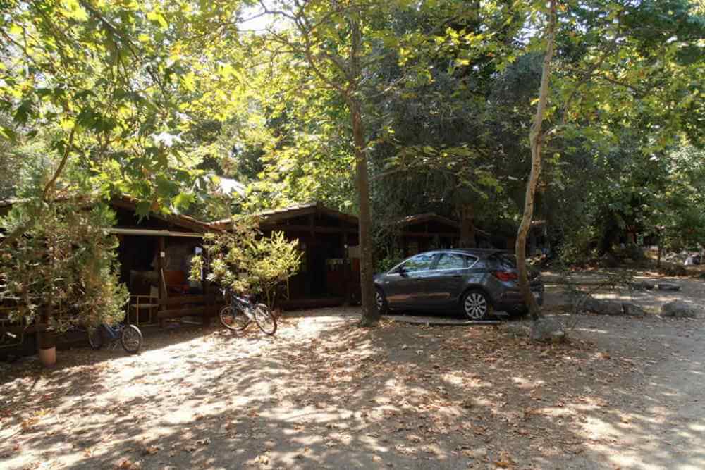 lacara camping bungalows.Camping with rooms by the beach. Family vacation in campsite.