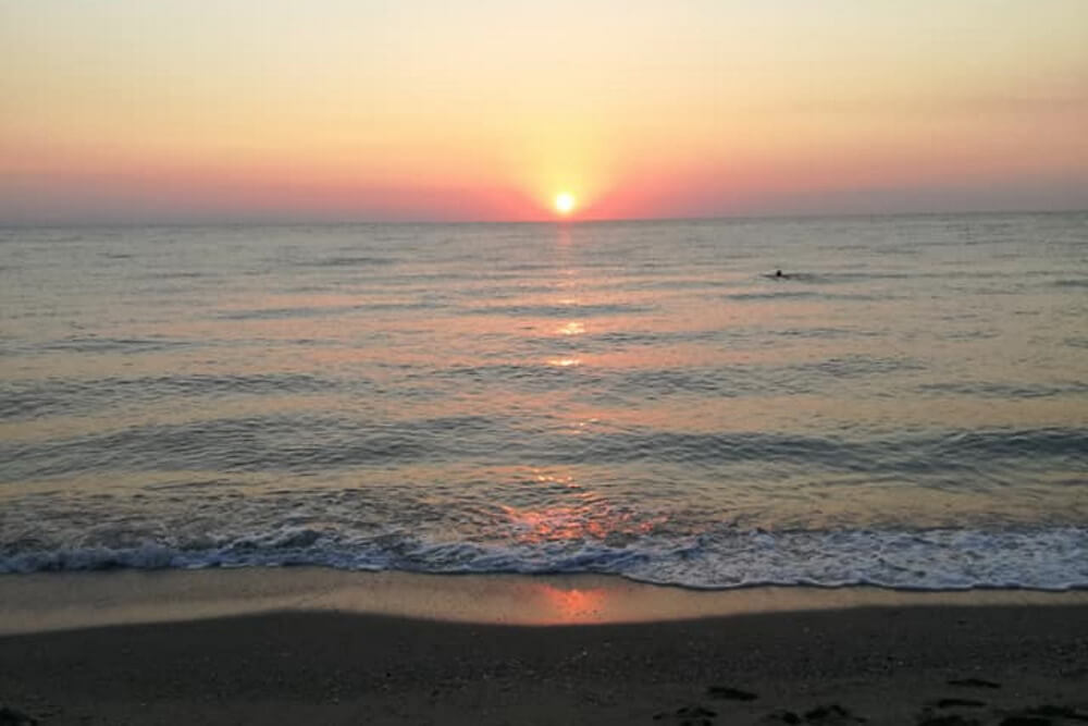 beach for camping.camping akrogiali.camping holidays.camping.holidays with family