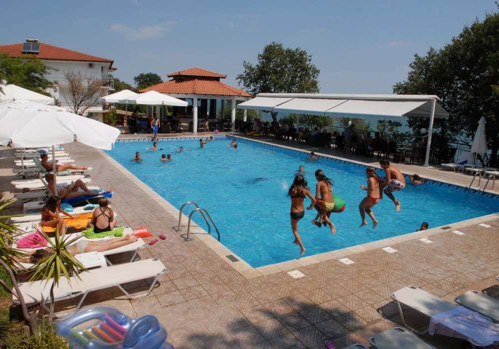 beach campground near me.camping.Camping Agiannis.Camping with rooms by the beach