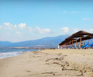 Camping gold beach . Organised campsites greece.bungalows greece