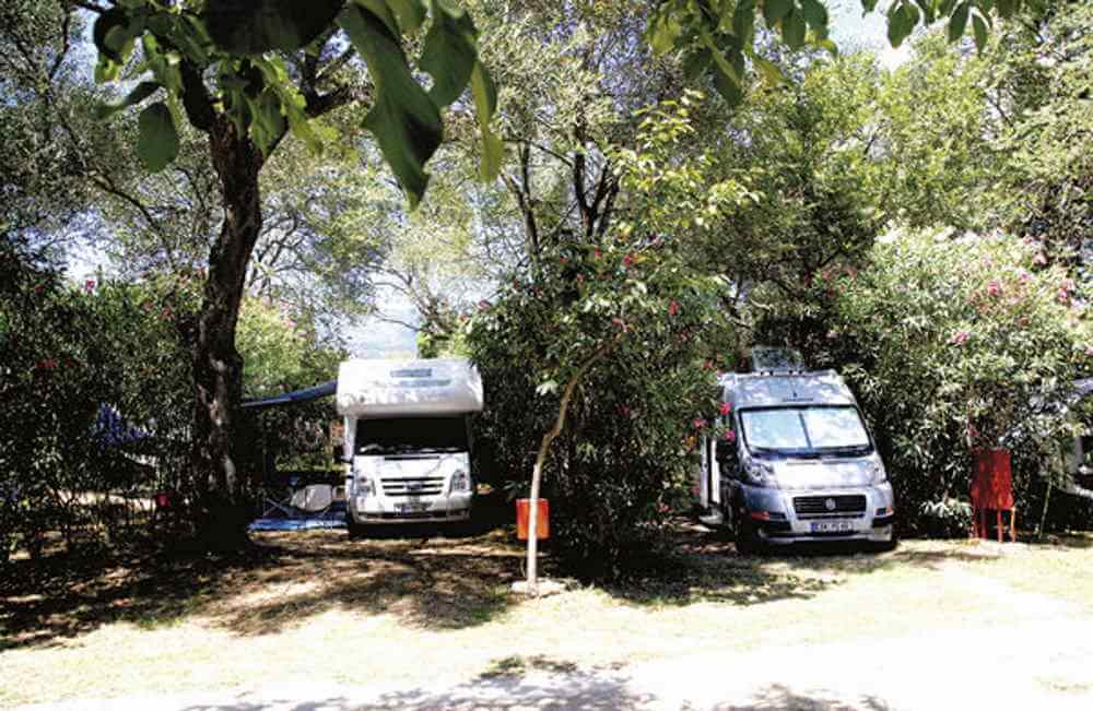 greece.camping with kids corfu camping.corfu holidays.Karda beach camping.camping karda beach .camping greece