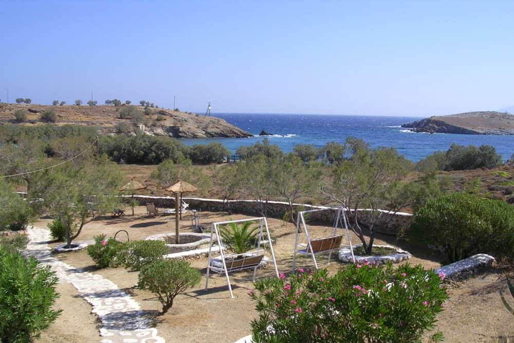 camping livadi.livadi camping.camping livadi folegandros.folegandros camping.livadi folegandros.livadaki beach folegandros.camping holidays.camping cyclades