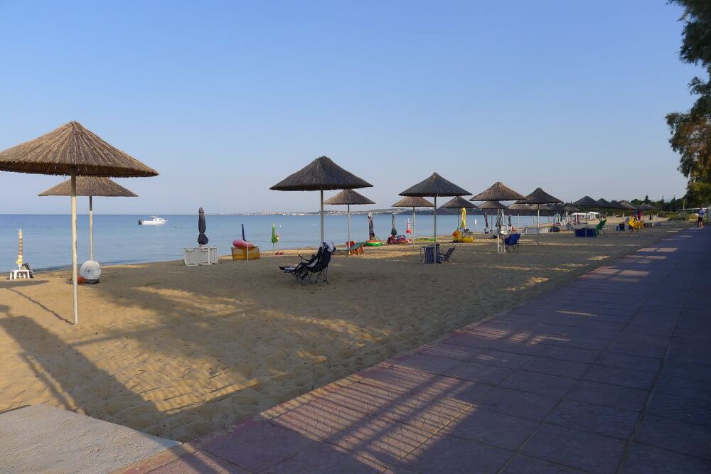 camping ouzouni beach.camping chalkidiki.nea moudania chalkidik.camping greece.camping holidays