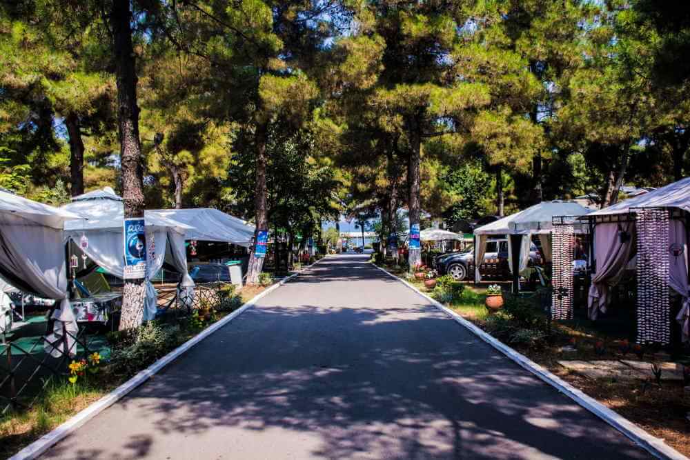 Camping olympos beach . Organised campsites greece. camping gr.beach litochoro