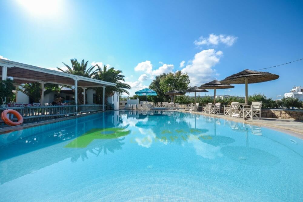 naxos.plaka beach on naxos.camping plaka beach .plaka naxos.camping holidays.camping with pool