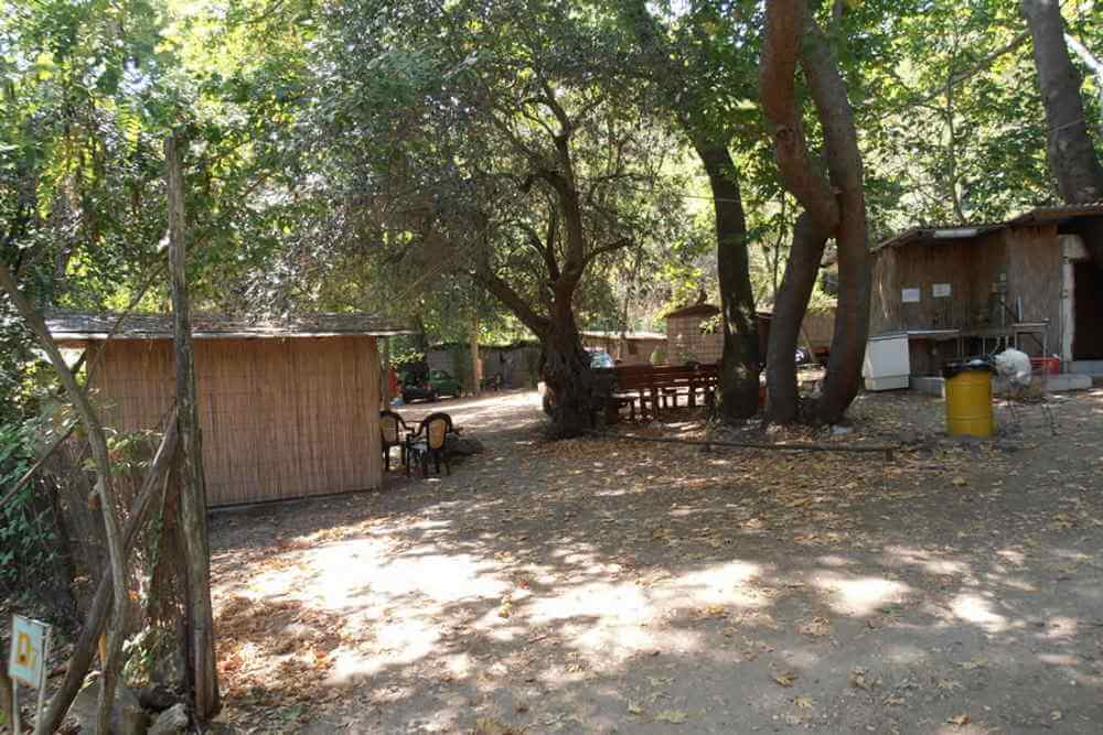 lacara camping bungalows. Organised campsites greece. bungalow camp.bungalow halkidiki.bungalows greece.bungalows lacara.Bamboohuts Lacara