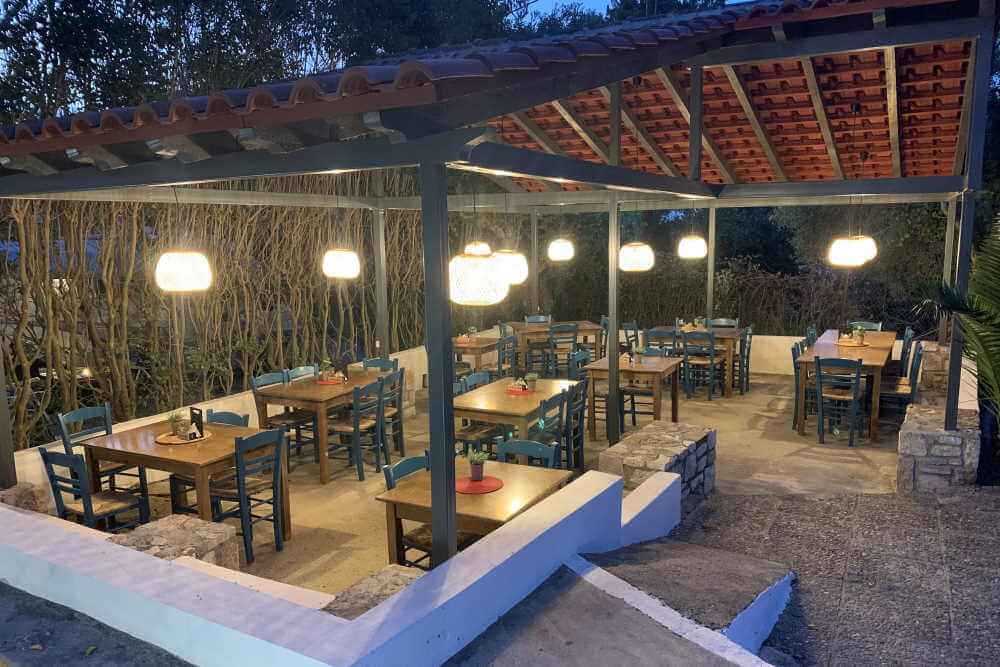 camping kroroni. camping with pool. koroni camping. camping peloponnese. peloponnese camping. peloponissos camping. camping peloponnisos. camping near patra. camping near athens