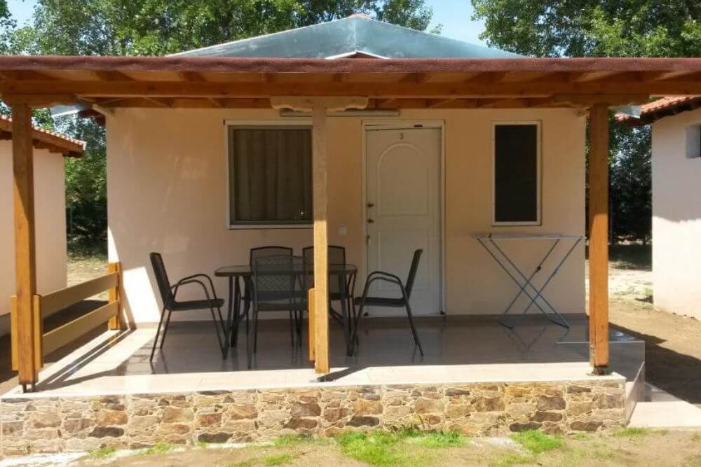 οικογενειακα δωματια χαλκιδικη. Bungalows για διαμονή στην χαλκιδική.